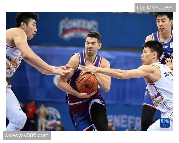 北控男篮6比0反击高潮，邹雨宸封盖范汇鎏快攻