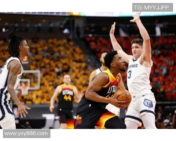 黄蜂官方：球队已经正式裁掉了后卫迈克·康利